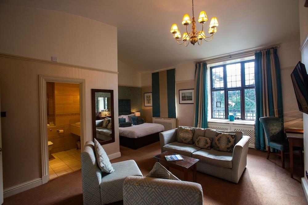 Inglewood Manor Hotel Ledsham  Ngoại thất bức ảnh