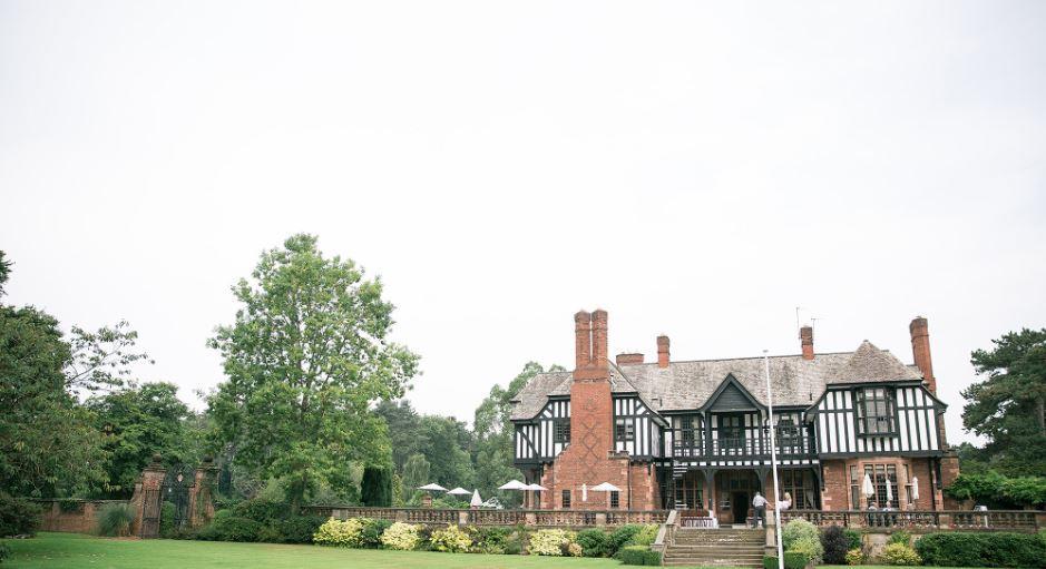 Inglewood Manor Hotel Ledsham  Ngoại thất bức ảnh